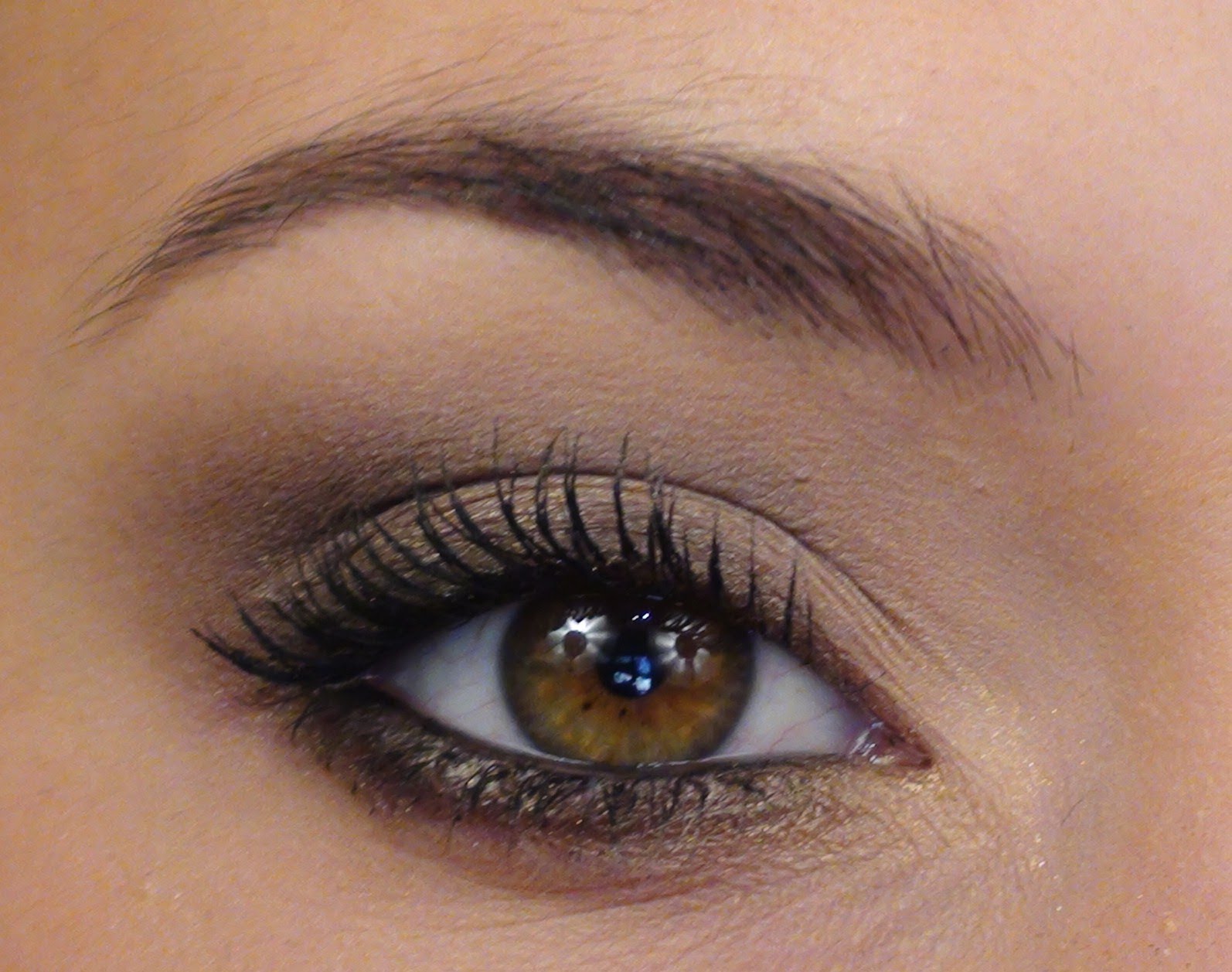 Maquillage Mariage pour Yeux Marron : Conseils et Astuces